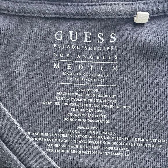 Vintage‎ Guess V-Neck Short Sleeve T-Shirt, Gray, Size Medium - Picture 4 of 8